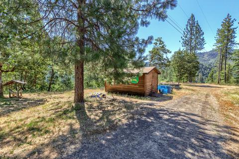 46 Busch Rd, Trail, OR 97541 photo 5