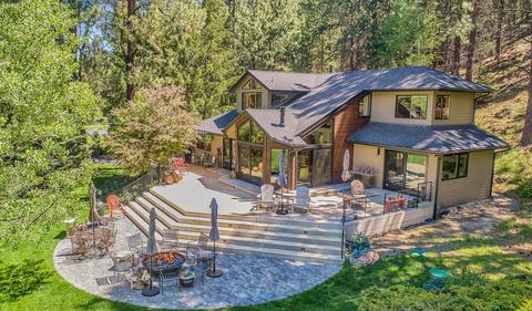 18811 Baker Rd, Bend, OR 97702 photo 2
