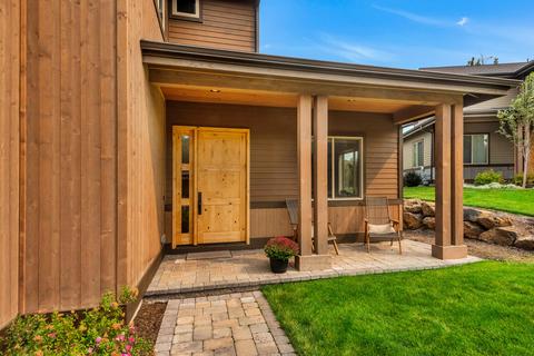 60412 Kangaroo Loop, Bend, OR 97702 photo 3