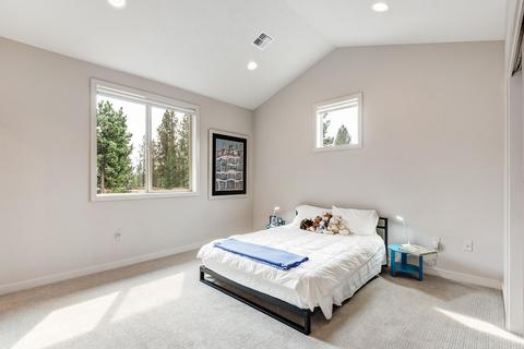 60412 Kangaroo Loop, Bend, OR 97702 photo 24