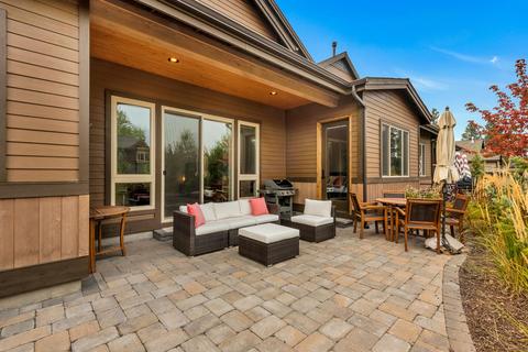 60412 Kangaroo Loop, Bend, OR 97702 photo 29