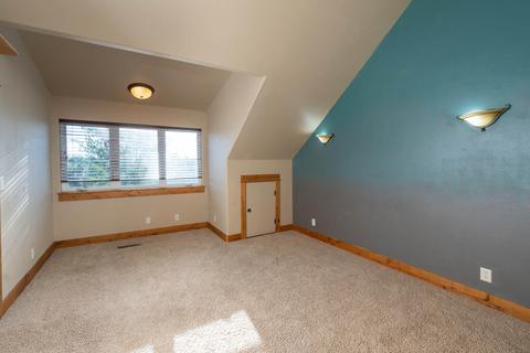 22425 Rickard Rd, Bend, OR 97702 photo 26