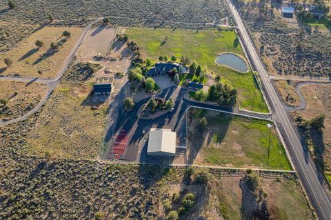 22425 Rickard Rd, Bend, OR 97702 photo 1