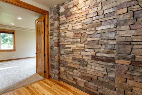 22425 Rickard Rd, Bend, OR 97702 photo 24