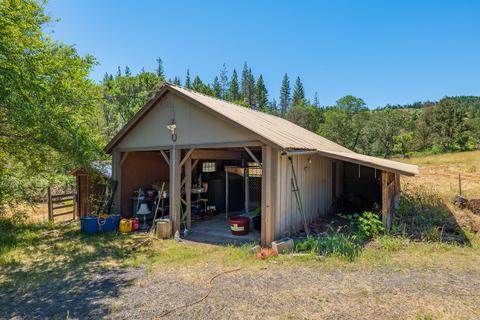 111 Loper Ln, Trail, OR 97541 photo 11