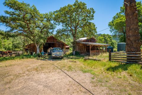 111 Loper Ln, Trail, OR 97541 photo 13