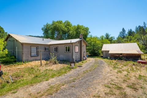 111 Loper Ln, Trail, OR 97541 photo 32
