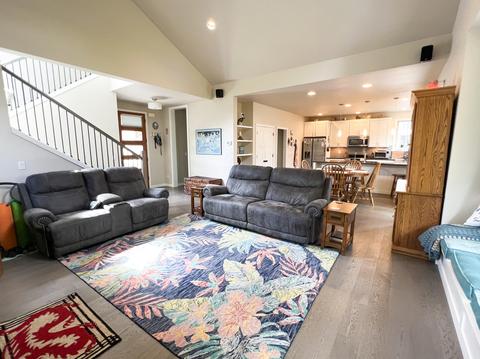 63174 Iner Loop, Bend, OR 97701 photo 27