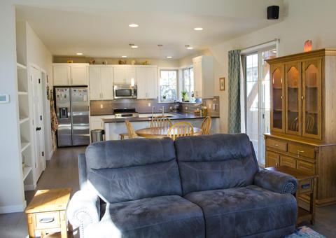 63174 Iner Loop, Bend, OR 97701 photo 6