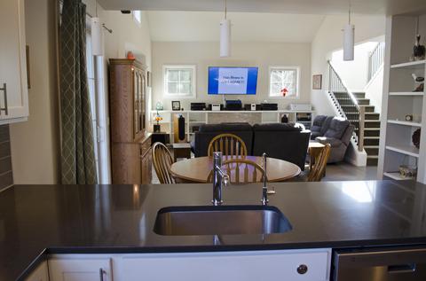 63174 Iner Loop, Bend, OR 97701 photo 12