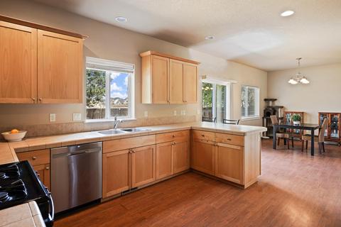 61466 Edro Pl, Bend, OR 97702 photo 7