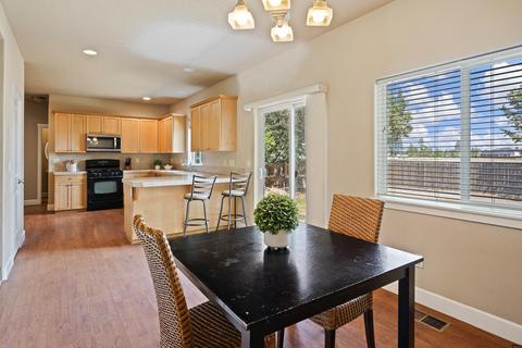 61466 Edro Pl, Bend, OR 97702 photo 9