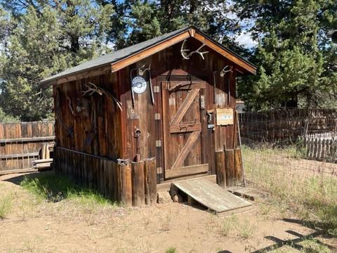 60827 Windsor Drive Dr, Bend, OR 97702 photo 13