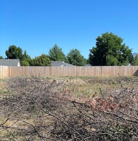 267 Samuel Lane Loop Rd, Phoenix, OR 97535 photo 2