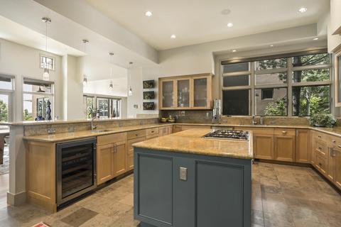 668 NW Stonepine Dr, Bend, OR 97703 photo 15