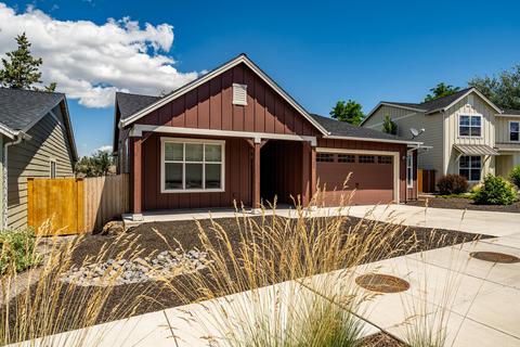 1288 NE Hoover Loop, Bend, OR 97701 photo 1