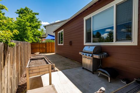1288 NE Hoover Loop, Bend, OR 97701 photo 27