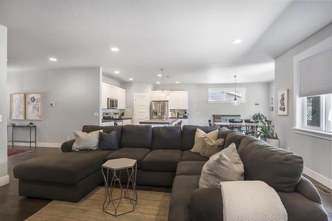1288 NE Hoover Loop, Bend, OR 97701 photo 10