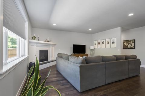 1288 NE Hoover Loop, Bend, OR 97701 photo 8
