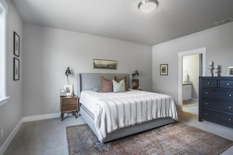 1288 NE Hoover Loop, Bend, OR 97701 photo 19