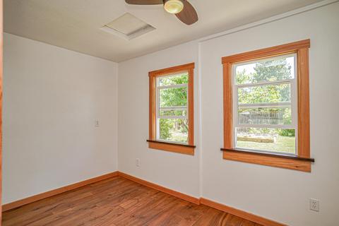 411 W Fifth St, Phoenix, OR 97535 photo 15