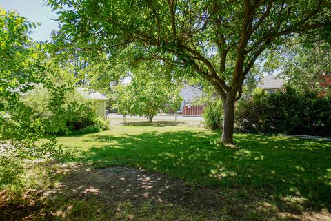 411 W Fifth St, Phoenix, OR 97535 photo 23