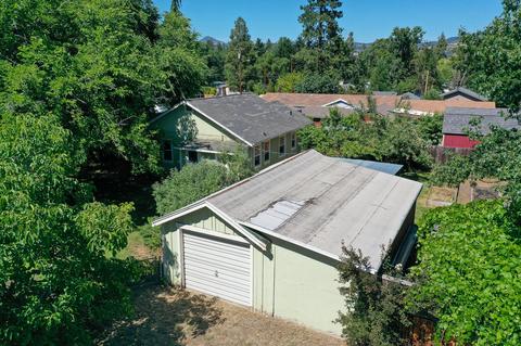 411 W Fifth St, Phoenix, OR 97535 photo 28