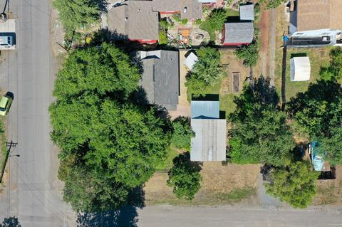 411 W Fifth St, Phoenix, OR 97535 photo 5