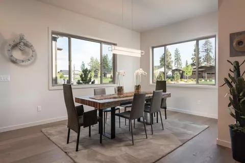20331 SE Jack Benny Loop, Bend, OR 97702 photo 11