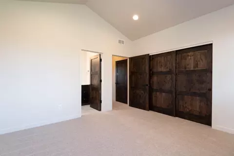 20331 SE Jack Benny Loop, Bend, OR 97702 photo 21