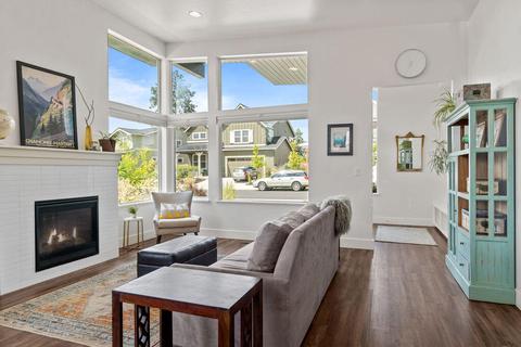 60085 SE Ruby Peak Loop, Bend, OR 97702 photo 10