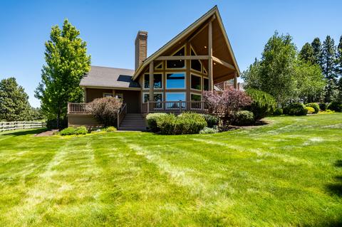60696 Tekampe Rd, Bend, OR 97702 photo 2