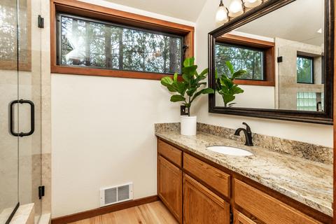 63349 Saddleback Dr, Bend, OR 97703 photo 30