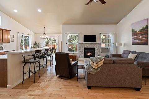 19505 Fishhawk Loop, Bend, OR 97702 photo 6