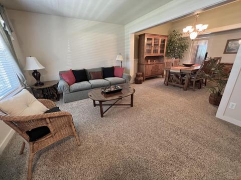623 Cedarwood Dr, Eagle Point, OR 97524 photo 5