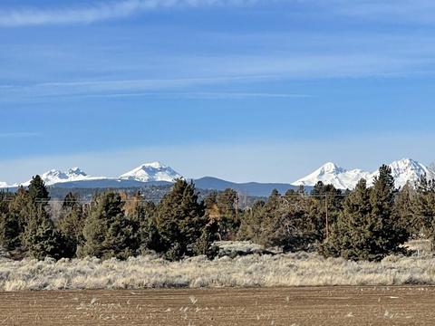 62750 Eagle Rd, Bend, OR 97701 photo 1