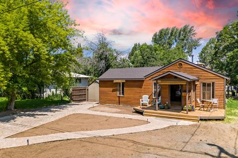 1934 NW 2nd St, Bend, OR 97703 photo 4