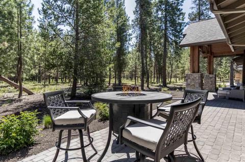 56462 Sunstone Loop, Bend, OR 97707 photo 4