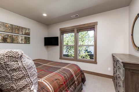 56462 Sunstone Loop, Bend, OR 97707 photo 38