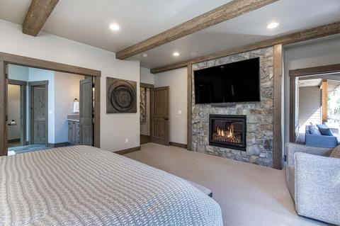 56462 Sunstone Loop, Bend, OR 97707 photo 18