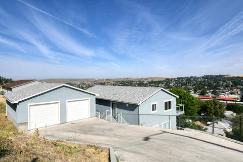 917 S Main St, Pendleton, OR 97801 photo 1
