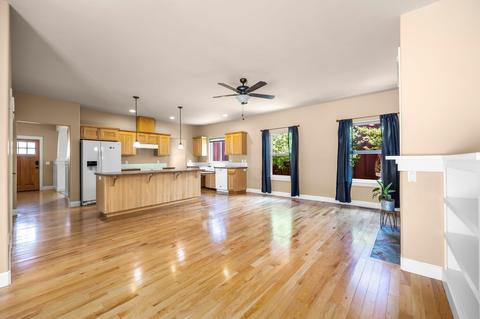 20651 Jayhawk Ln, Bend, OR 97702 photo 19