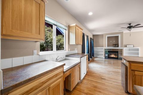 20651 Jayhawk Ln, Bend, OR 97702 photo 11