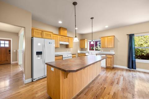 20651 Jayhawk Ln, Bend, OR 97702 photo 16