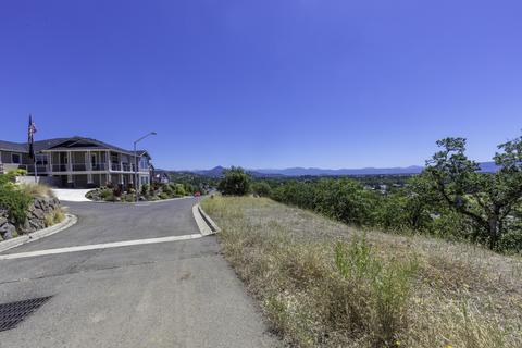 278 Cambridge Ter, Eagle Point, OR 97524 photo 6