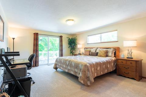 254 Summit Loop, Grants Pass, OR 97527 photo 18