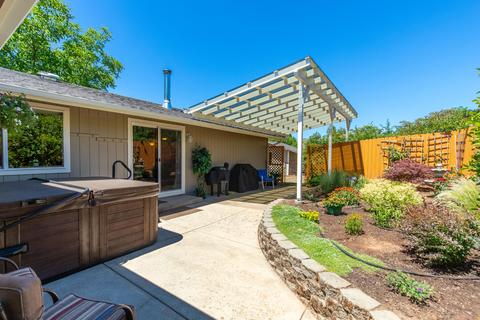 254 Summit Loop, Grants Pass, OR 97527 photo 27
