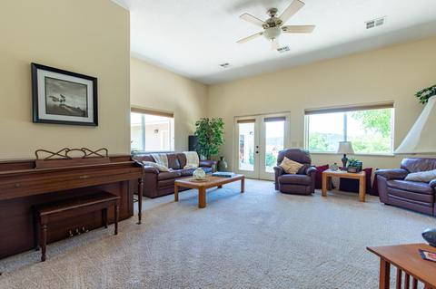 254 Summit Loop, Grants Pass, OR 97527 photo 9