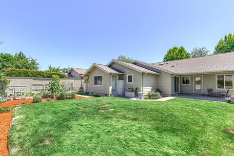 77 Freshwater Dr, Phoenix, OR 97535 photo 34