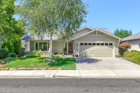 77 Freshwater Dr, Phoenix, OR 97535 photo 1